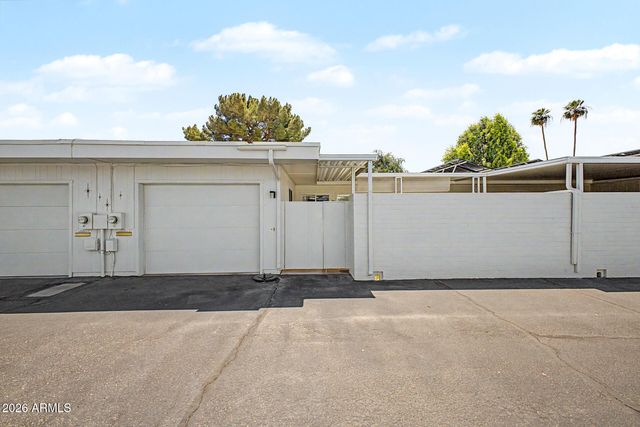 13435 N EMBERWOOD Drive, Sun City, AZ 85351