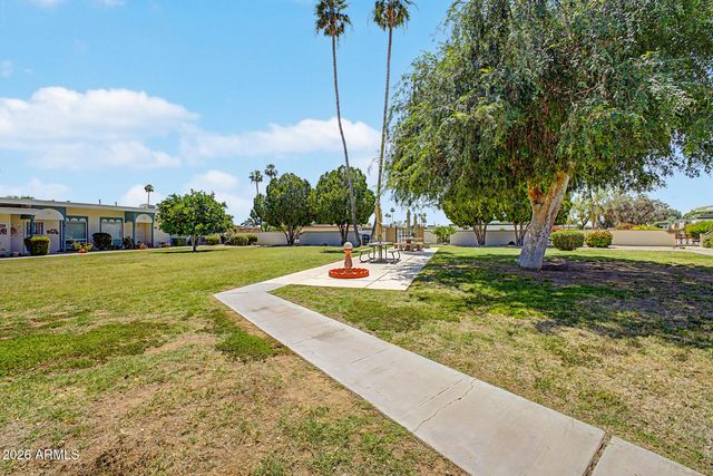 13435 N EMBERWOOD Drive, Sun City, AZ 85351