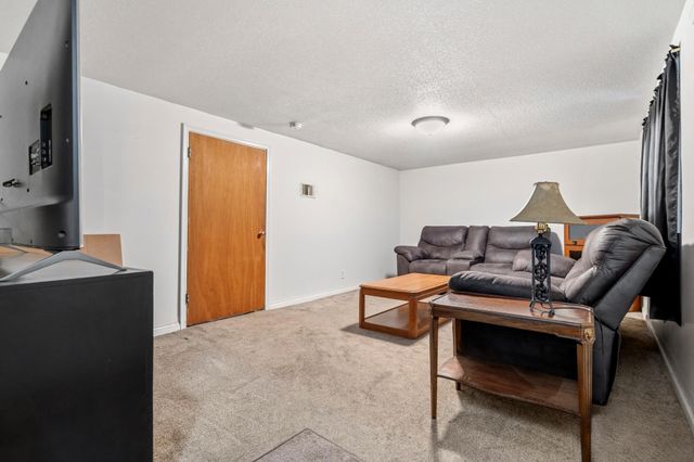 7471 Van Buren Street NE, Fridley, MN 55432