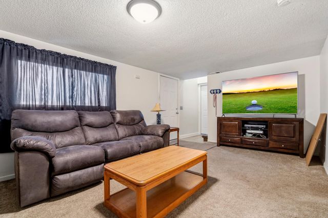 7471 Van Buren Street NE, Fridley, MN 55432