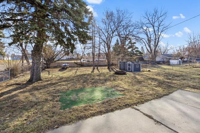 7471 Van Buren Street NE, Fridley, MN 55432