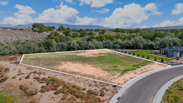 668 Ellen Drive, Grand Junction, CO 81507