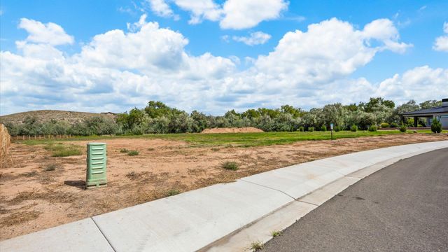 668 Ellen Drive, Grand Junction, CO 81507