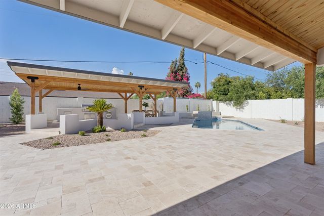 144 E WINTER Drive, Phoenix, AZ 85020