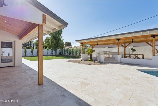 144 E WINTER Drive, Phoenix, AZ 85020