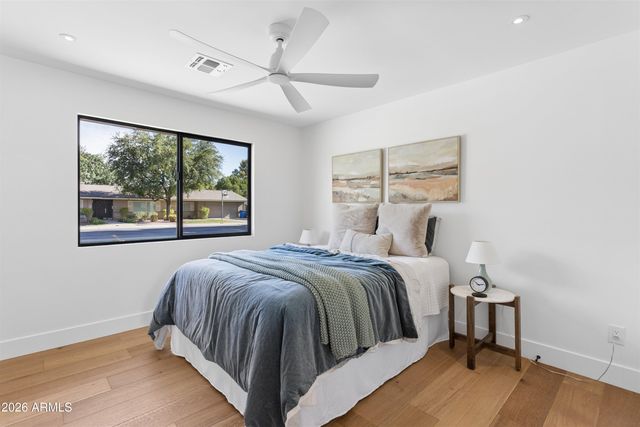 144 E WINTER Drive, Phoenix, AZ 85020