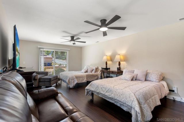 28108 Mountain Meadow Road, Escondido, CA 92026