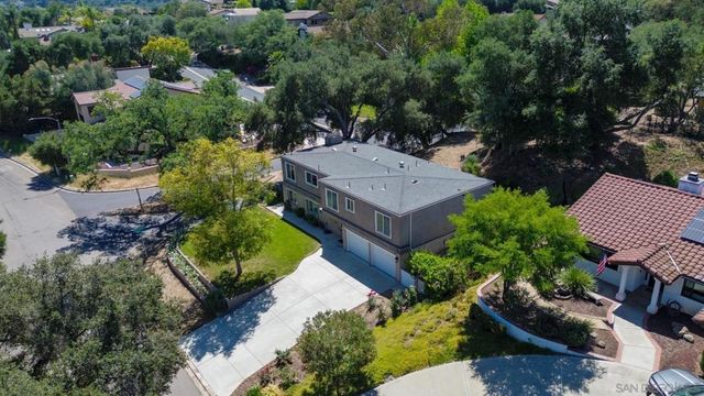 28108 Mountain Meadow Road, Escondido, CA 92026