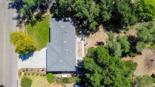 28108 Mountain Meadow Road, Escondido, CA 92026
