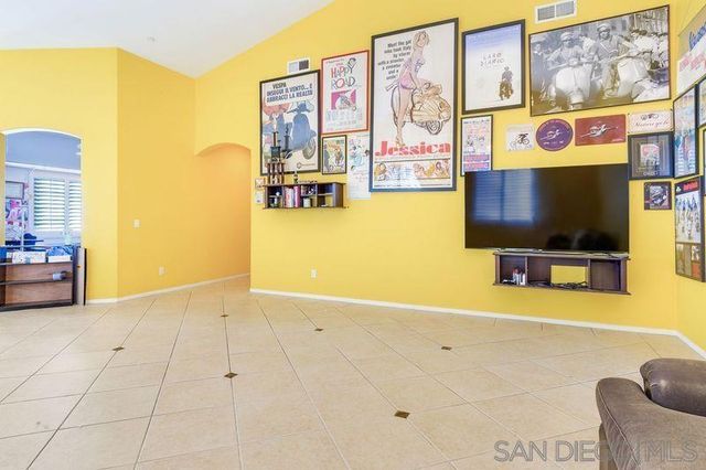 1723 Wildflower, Vista, CA 92083