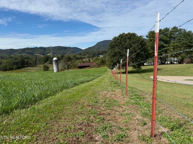 Tower St, Harrogate, TN 37752