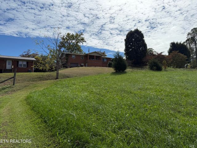 Tower St, Harrogate, TN 37752