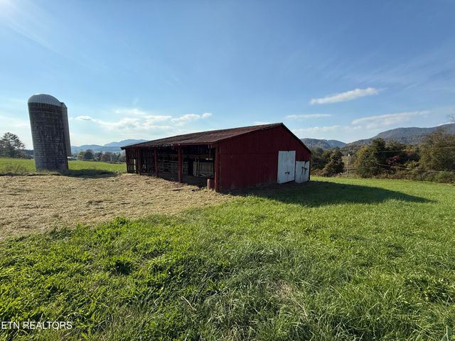 Tower St, Harrogate, TN 37752