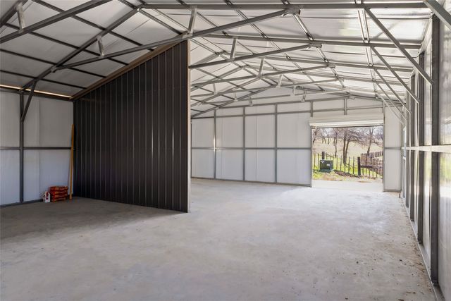 1750 S Fm 372, Gainesville, TX 76240