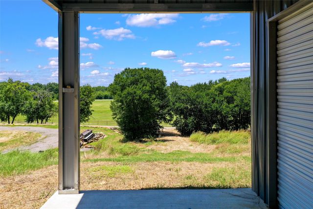 1750 S Fm 372, Gainesville, TX 76240