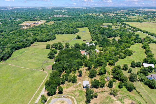 1750 S Fm 372, Gainesville, TX 76240