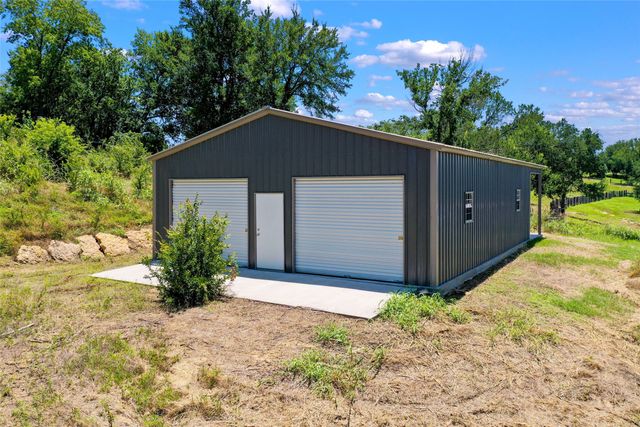 1750 S Fm 372, Gainesville, TX 76240