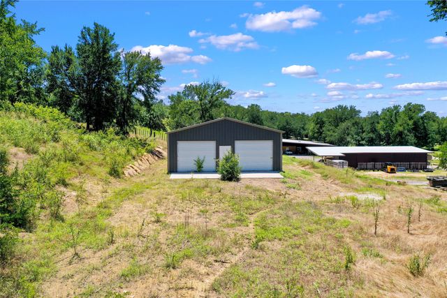 1750 S Fm 372, Gainesville, TX 76240