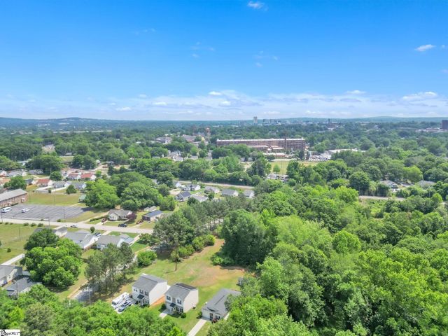 319 Alice Avenue, Greenville, SC 29611