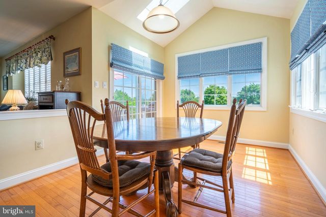 33 KNIGHTS CREST CT, Souderton, PA 18964