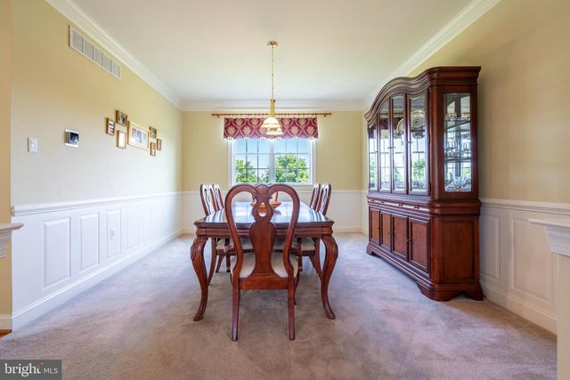 33 KNIGHTS CREST CT, Souderton, PA 18964