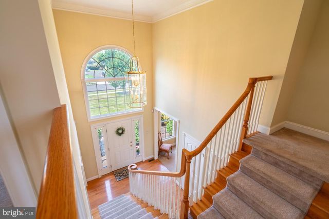 33 KNIGHTS CREST CT, Souderton, PA 18964