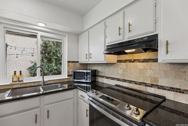 12038 Rose Blossom, San Antonio, TX 78247