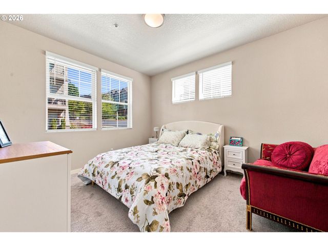 17149 Sw SNOWDALE St, Beaverton, OR 97007