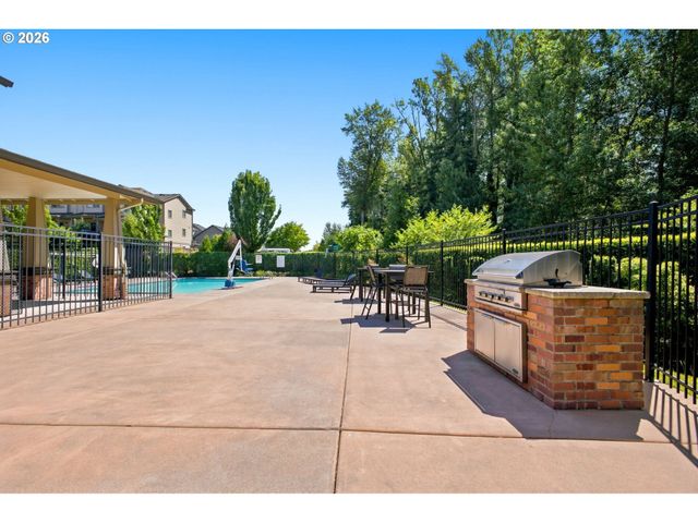 17149 Sw SNOWDALE St, Beaverton, OR 97007