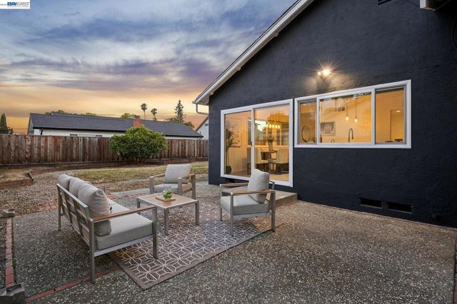 37825 Goldenrod Dr, Newark, CA 94560