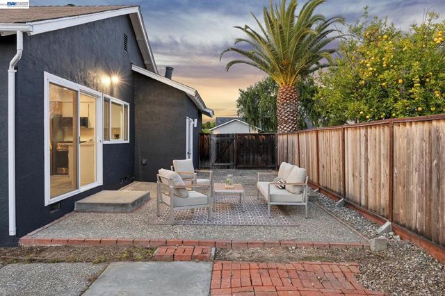 37825 Goldenrod Dr, Newark, CA 94560