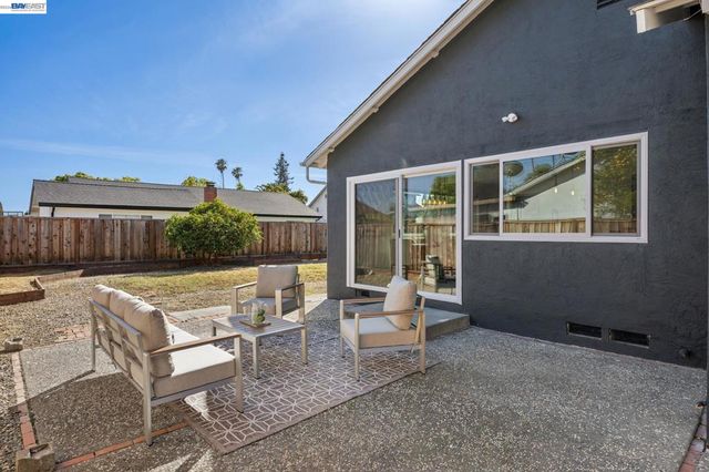37825 Goldenrod Dr, Newark, CA 94560