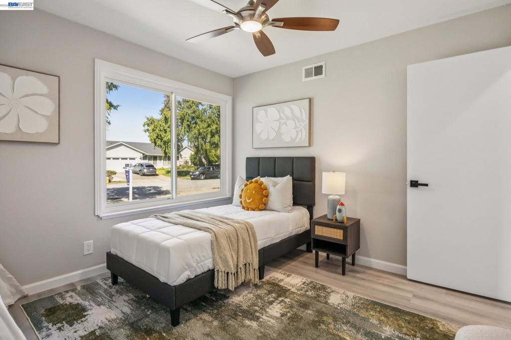 Image 38 of property listing at 37825 Goldenrod Dr, Newark, CA 94560