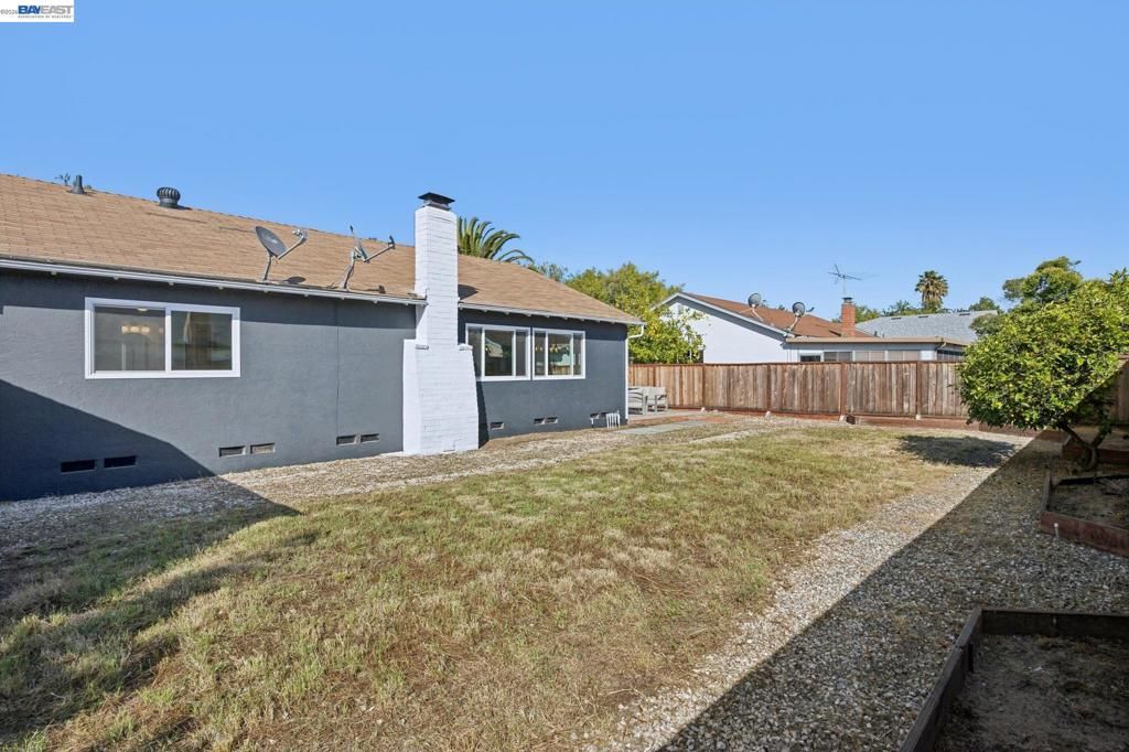 Image 56 of property listing at 37825 Goldenrod Dr, Newark, CA 94560
