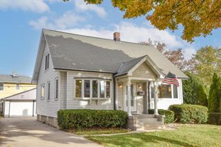 9418 W Lapham STREET, West Allis, WI 53214