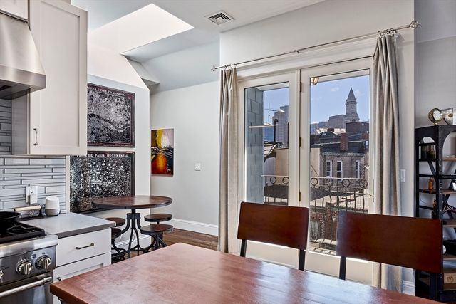 290 North St 4, Boston, MA 02113