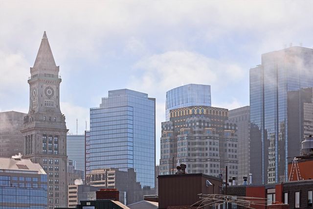 290 North St 4, Boston, MA 02113