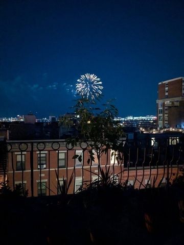 290 North St 4, Boston, MA 02113