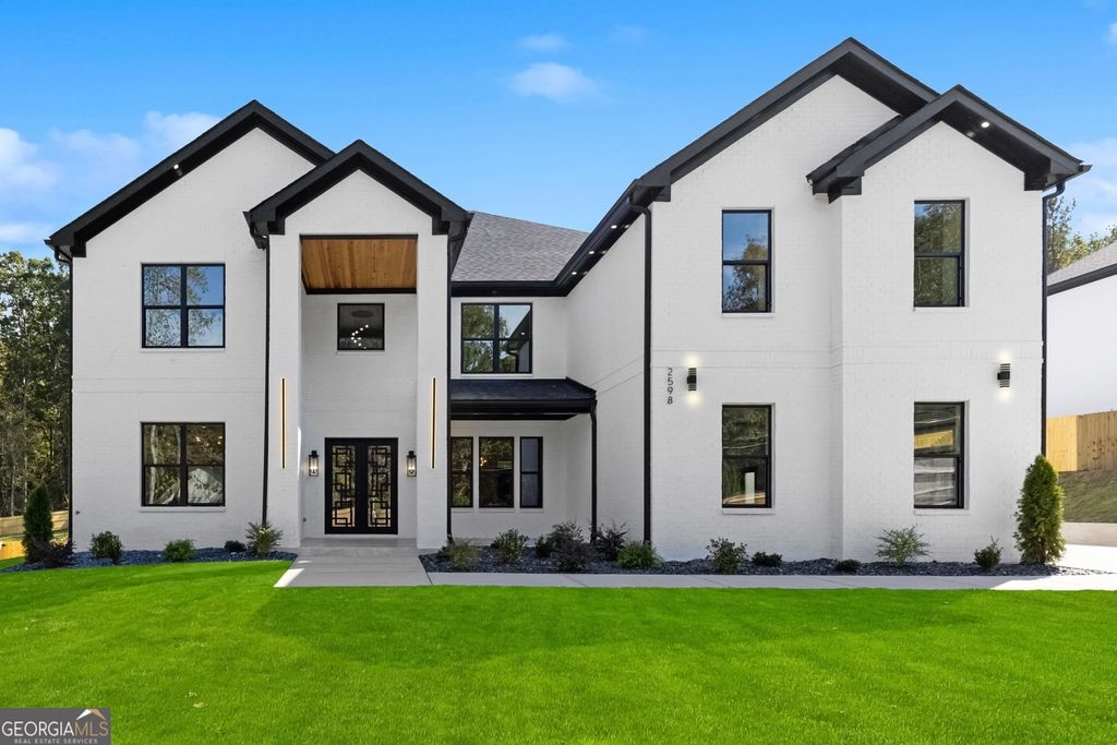 2598 Camp Mitchell Road, Grayson, GA 30017