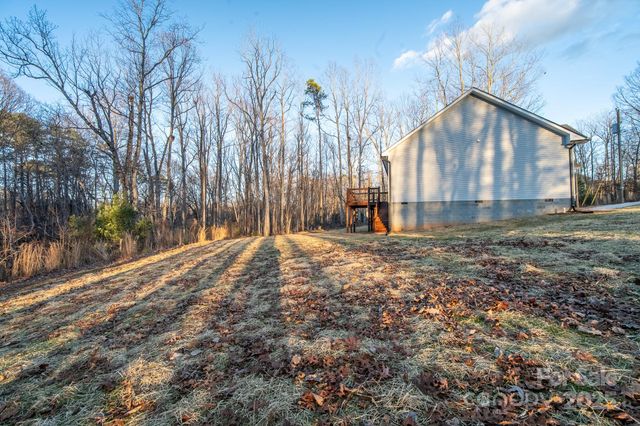 4000 Hoke Street, Claremont, NC 28610