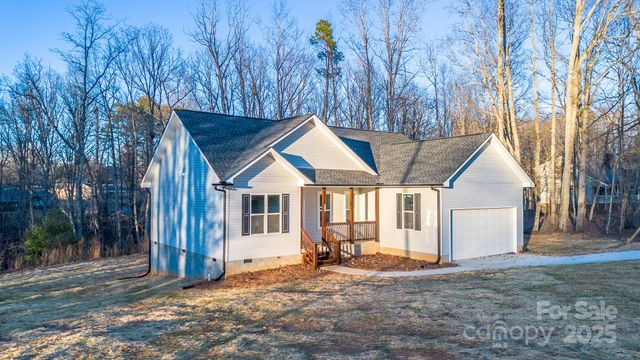 4000 Hoke Street, Claremont, NC 28610