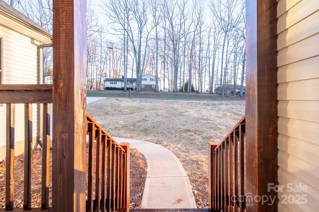 4000 Hoke Street, Claremont, NC 28610