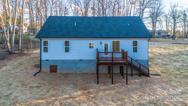 4000 Hoke Street, Claremont, NC 28610