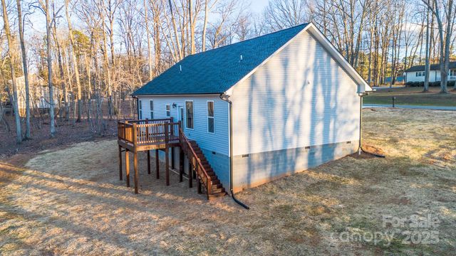 4000 Hoke Street, Claremont, NC 28610