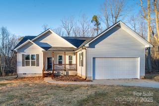 4000 Hoke Street, Claremont, NC 28610