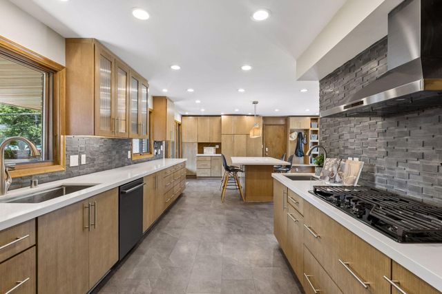 2032 Sheridan Avenue, Saint Paul, MN 55116