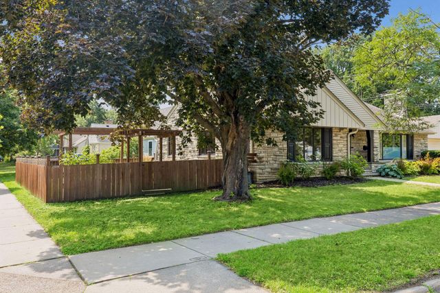 2032 Sheridan Avenue, Saint Paul, MN 55116