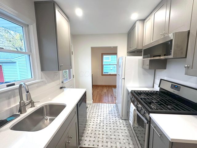 2443 Shrewsbury Road, Upper Arlington, OH 43221