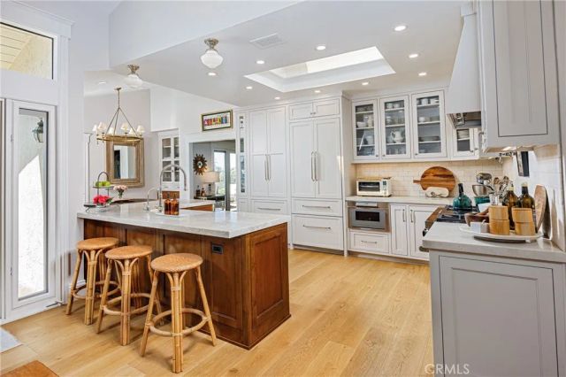 7 Jetty Drive, Corona Del Mar, CA 92625