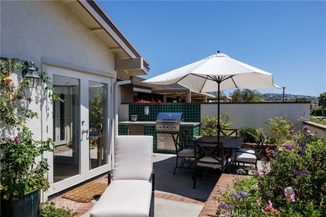 7 Jetty Drive, Corona Del Mar, CA 92625